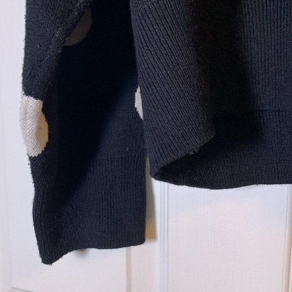 Sold - Polka Dot Sweater - H&M (Not for Sale) - Picture 4 of 5